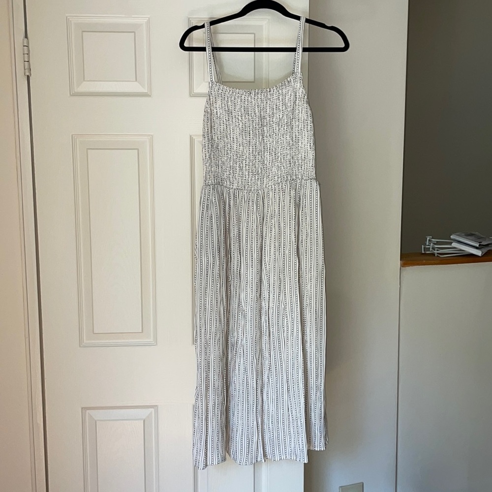 Old Navy Ankle Length Sundress Size M